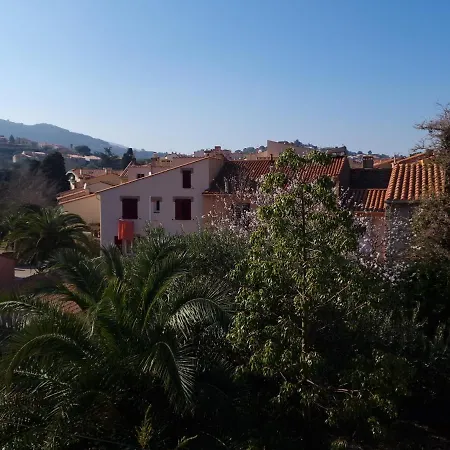 Location Coma Cheric Et Parking * Collioure